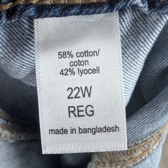 M. Jeans Size 22W Regular Elastic Waist, Wide Legs, Cargo Pockets - Picture 7 of 13